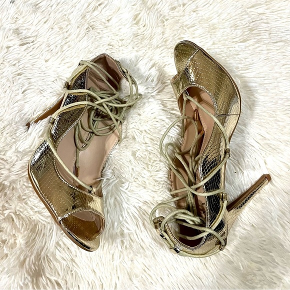 M & L Gold Tie Up High heels - Picture 3 of 15